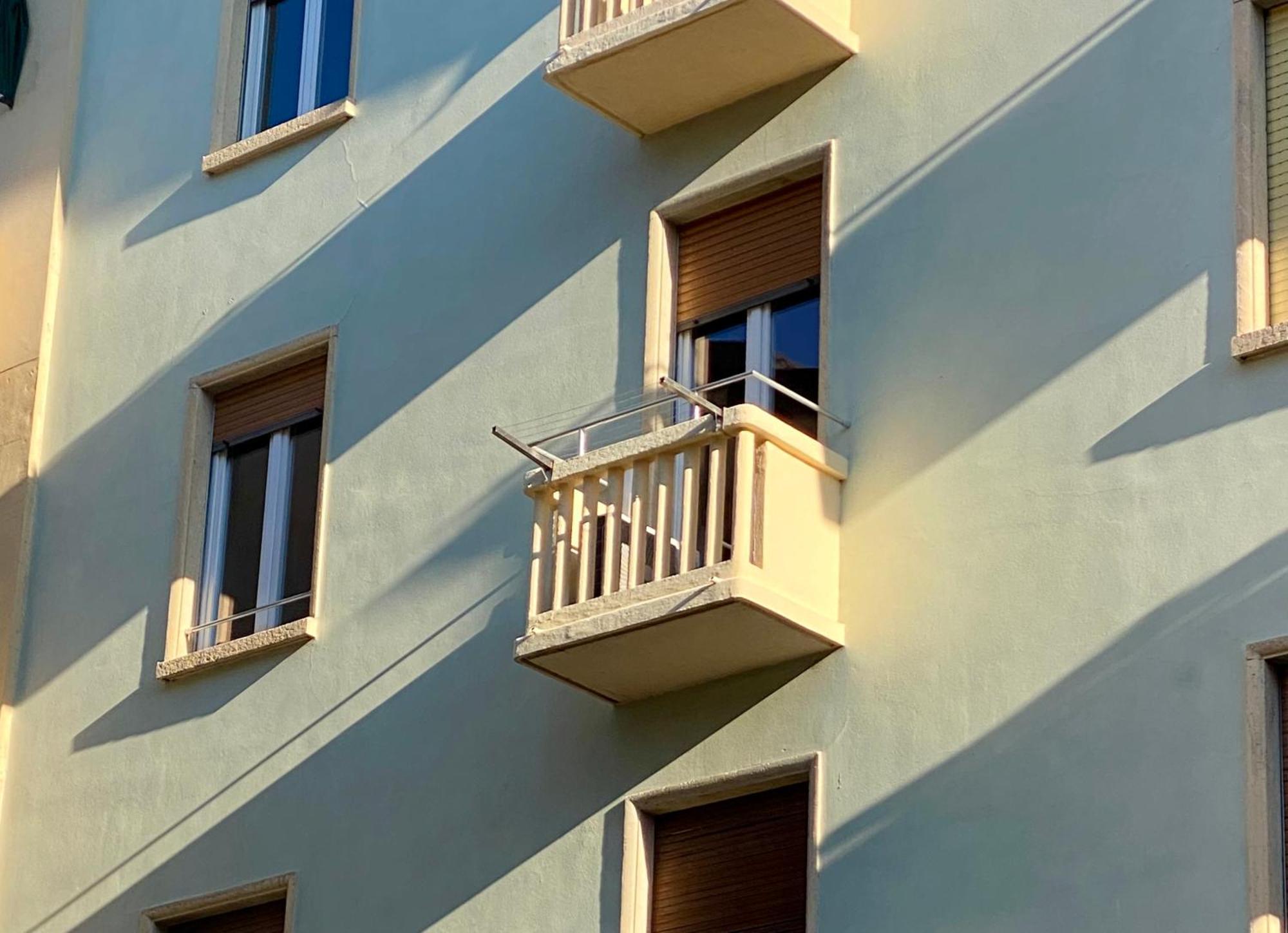 Comoluxhouse- Intero Appartamento Exterior photo
