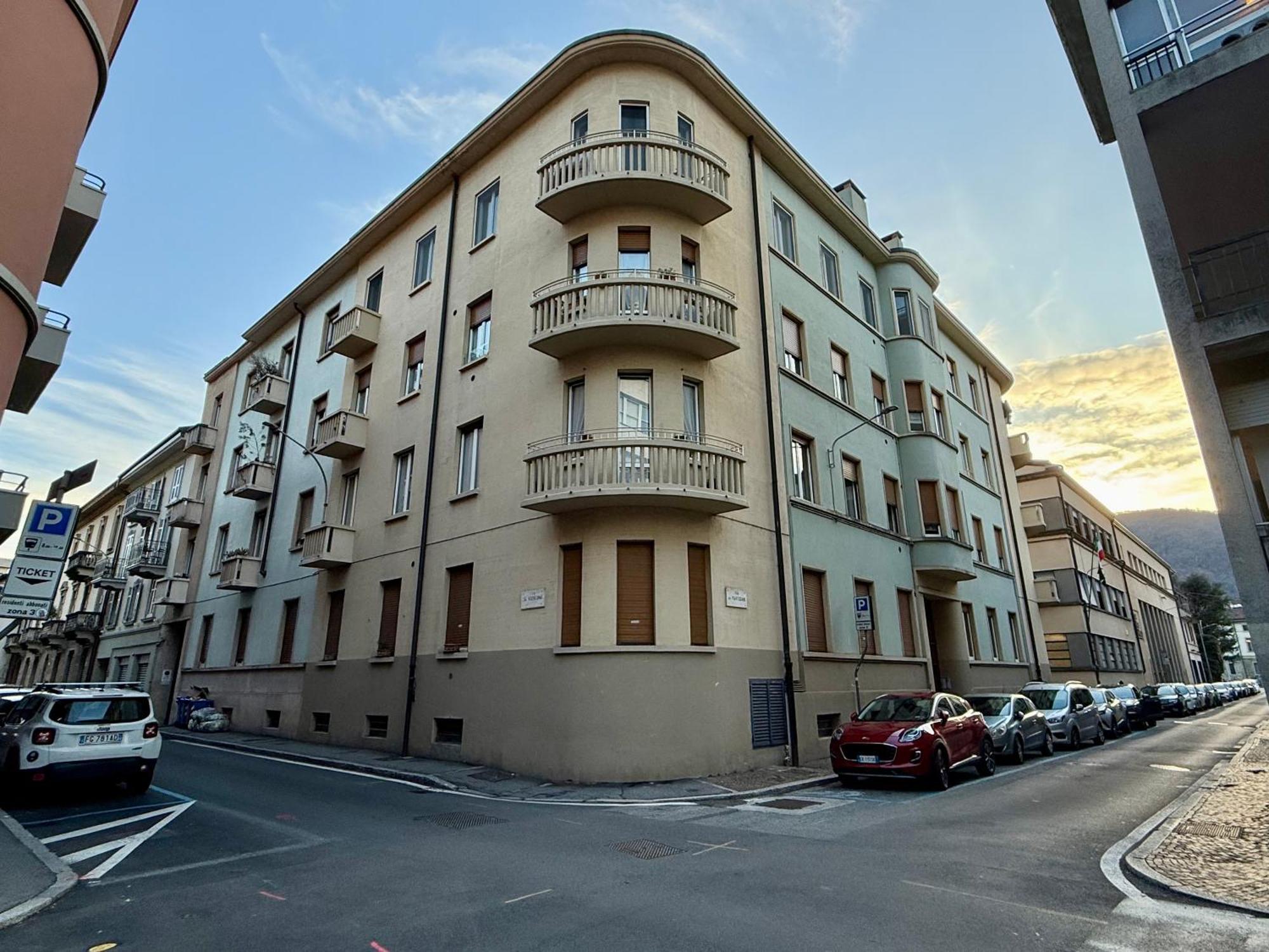 Comoluxhouse- Intero Appartamento Exterior photo